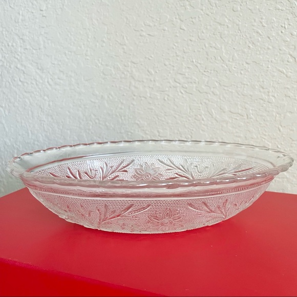Vintage Anchor Hocking Sandwich Glass Clear Crystal Candy Nuts Oval Bowl - Picture 2 of 3